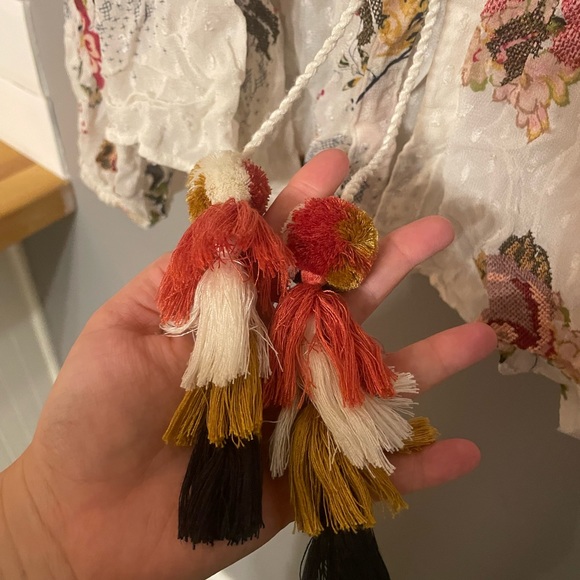 Zara embroidered and floral print open tassel tie kimono top peasant sleeves - Picture 6 of 9